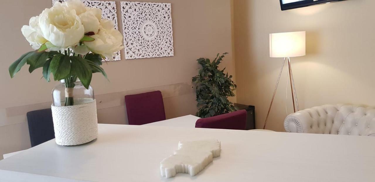 Fior Di Loto Rooms Cagliari Extérieur photo